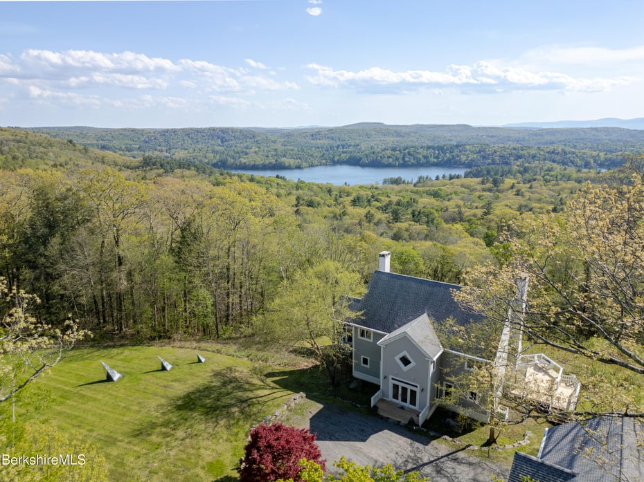 169 Mount Hunger Rd Photo 3