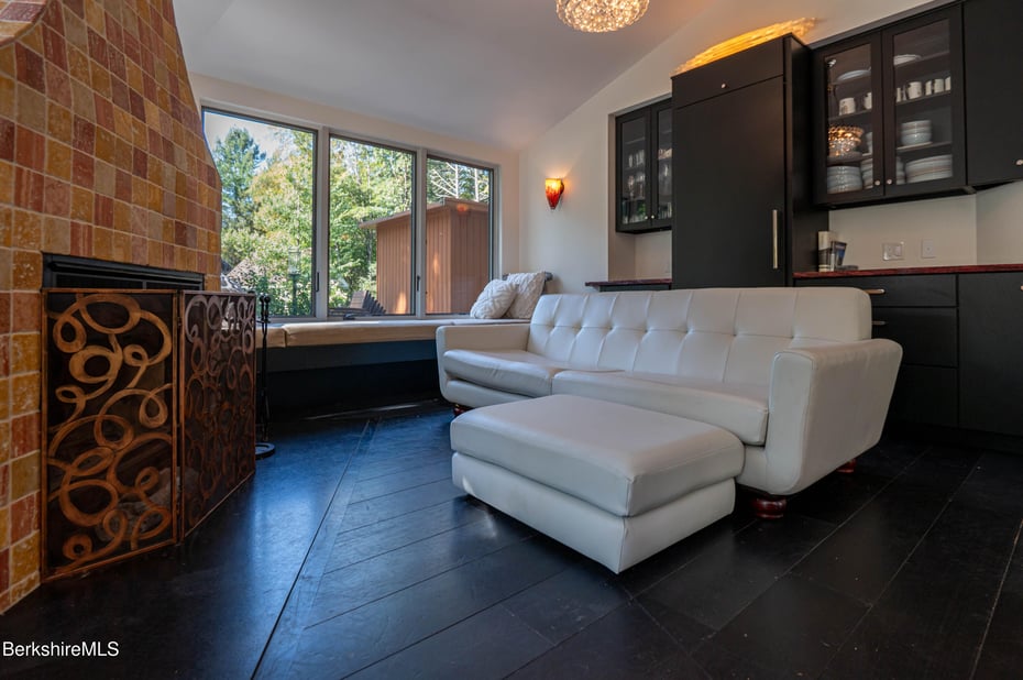 71 & 73 Blunt Rd Photo 18