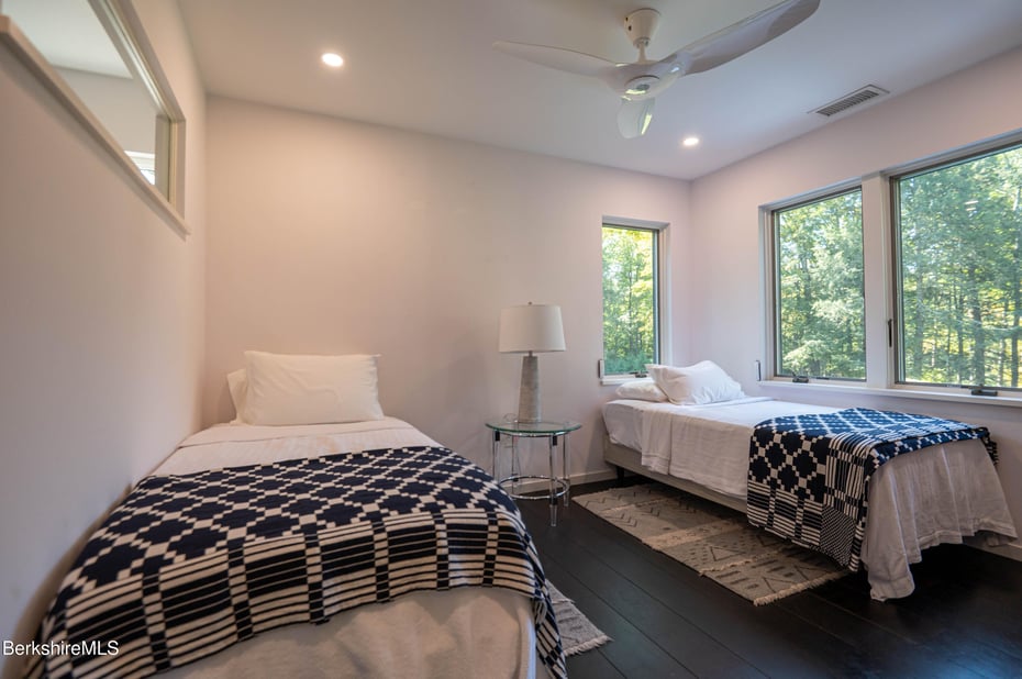 71 & 73 Blunt Rd Photo 29