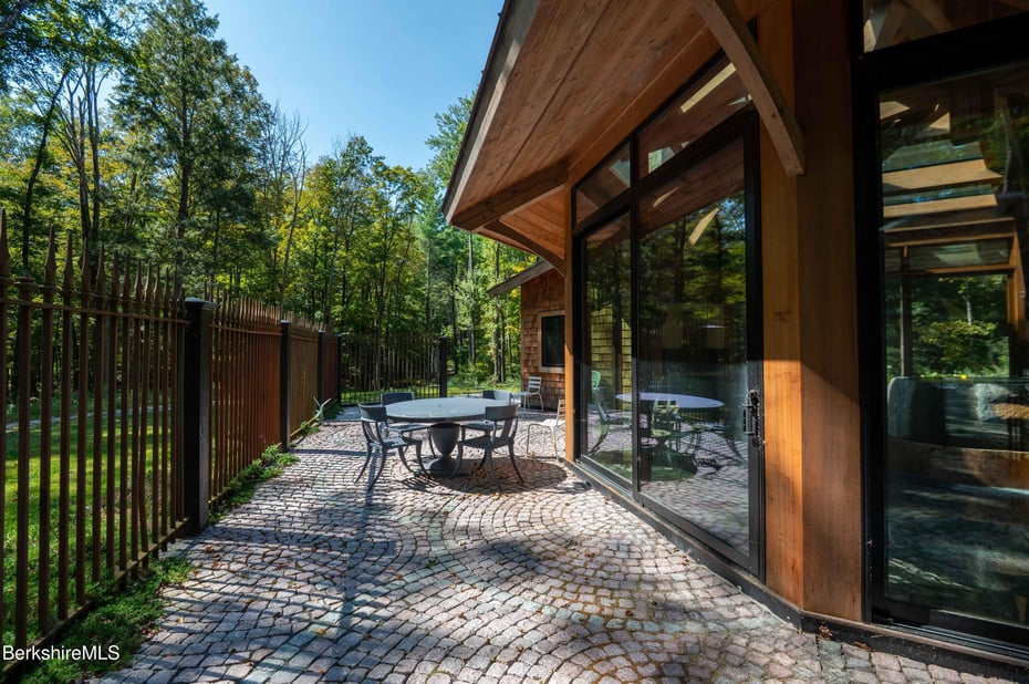 71 & 73 Blunt Rd Photo 43