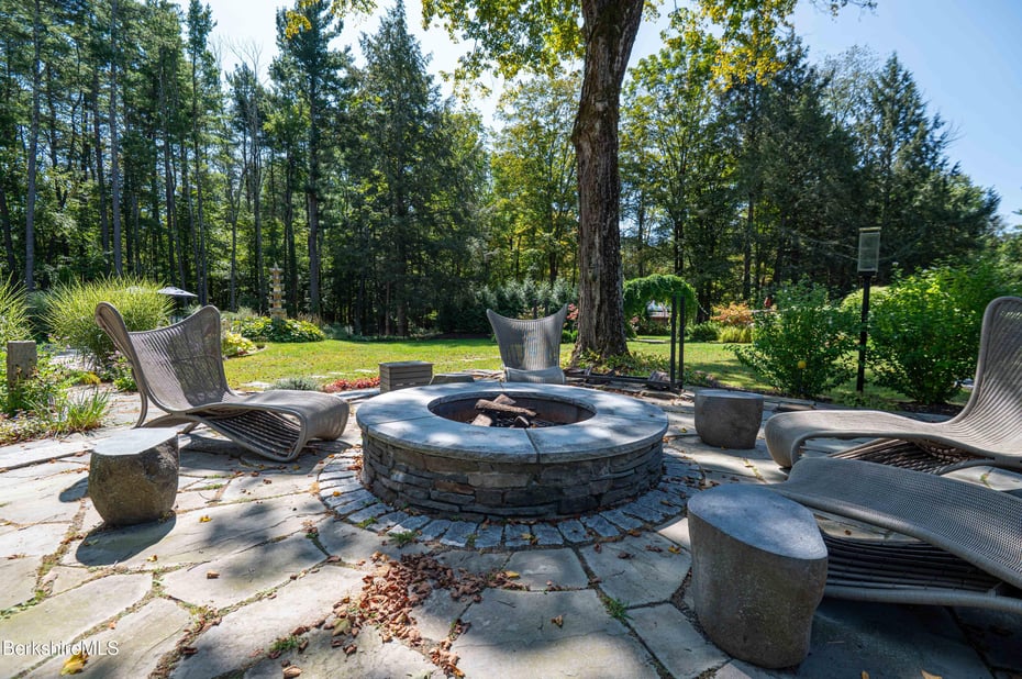 71 & 73 Blunt Rd Photo 7