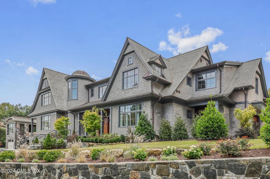 30 Willowmere Avenue Photo 2