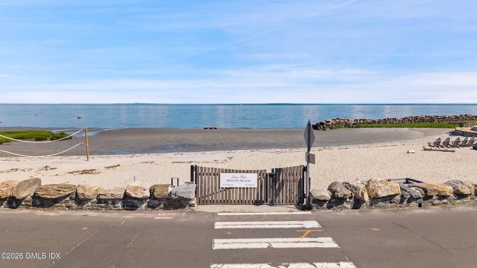 203 Shore Road Photo 4