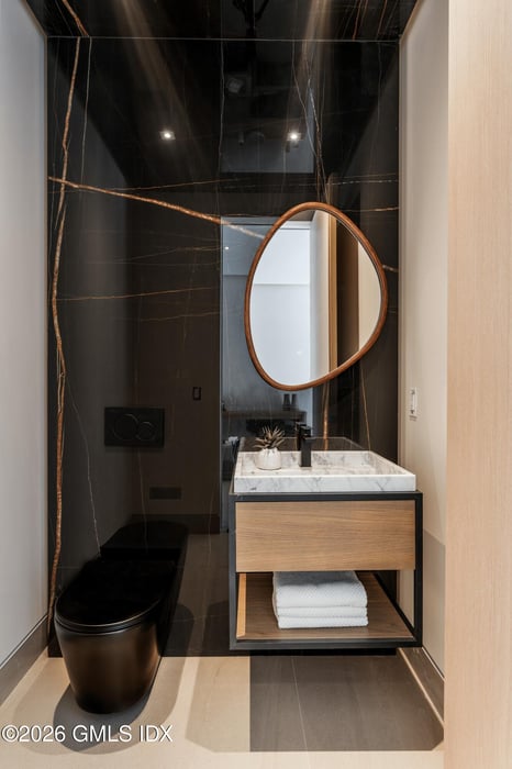 58 Shore Road Photo 25