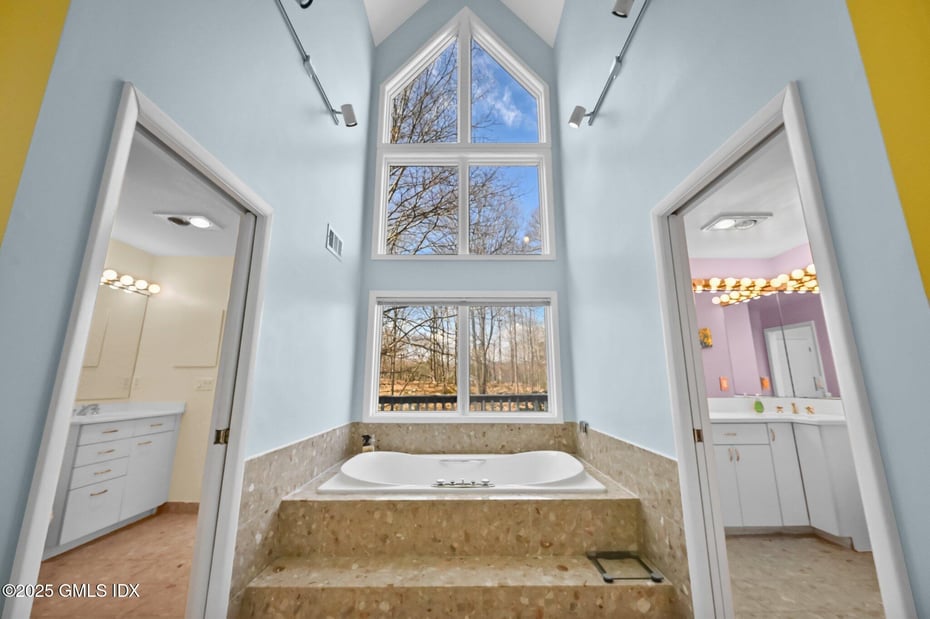681 River Road Photo 37