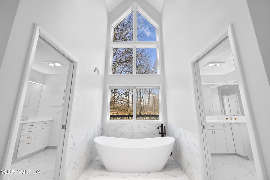 681 River Road Photo 38