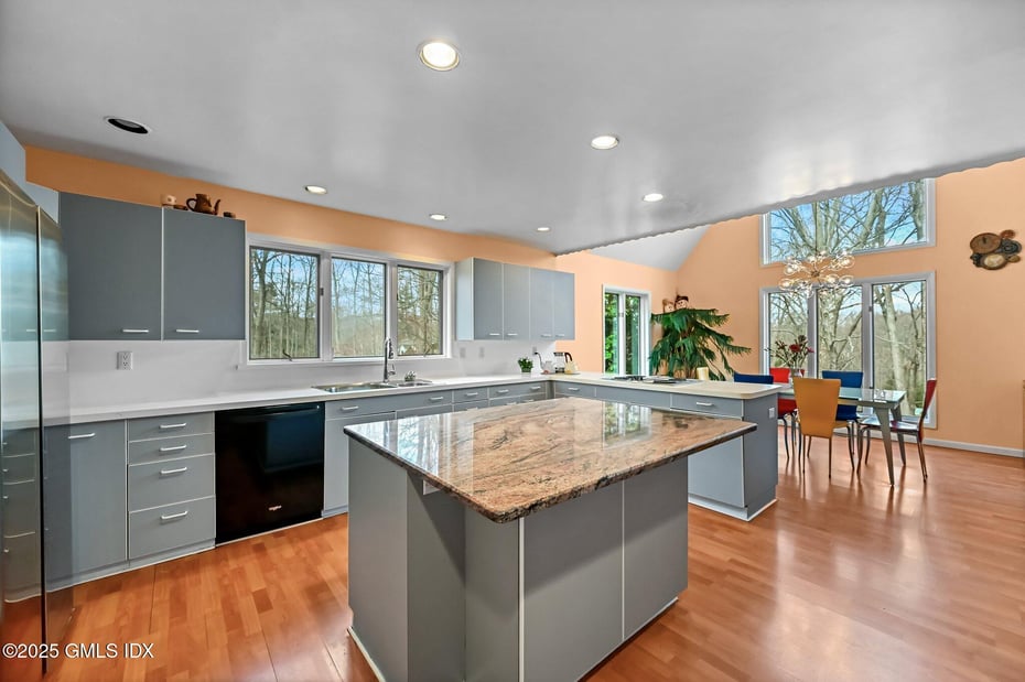 681 River Road Photo 21