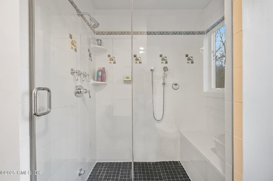 681 River Road Photo 56