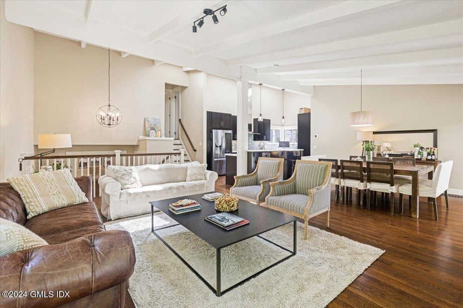 70 Gregory Road Photo 4