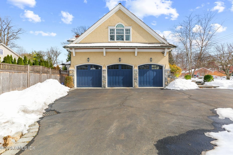 1 Bramble Lane Photo 37