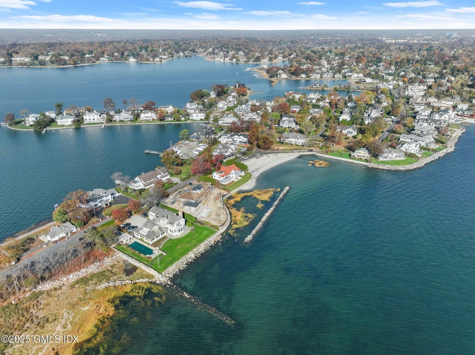 209 Shore Road Photo 11