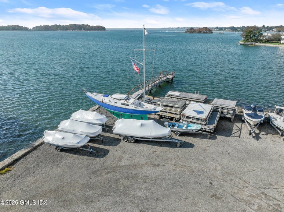 209 Shore Road Photo 14