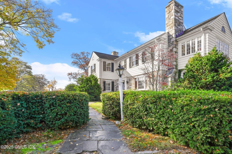 209 Shore Road Photo 4