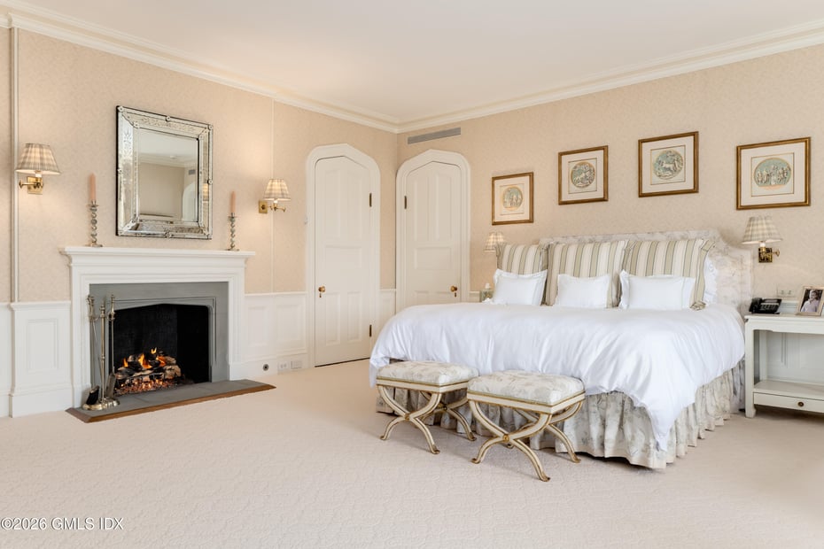 44 & 40 Mayo Avenue Photo 16