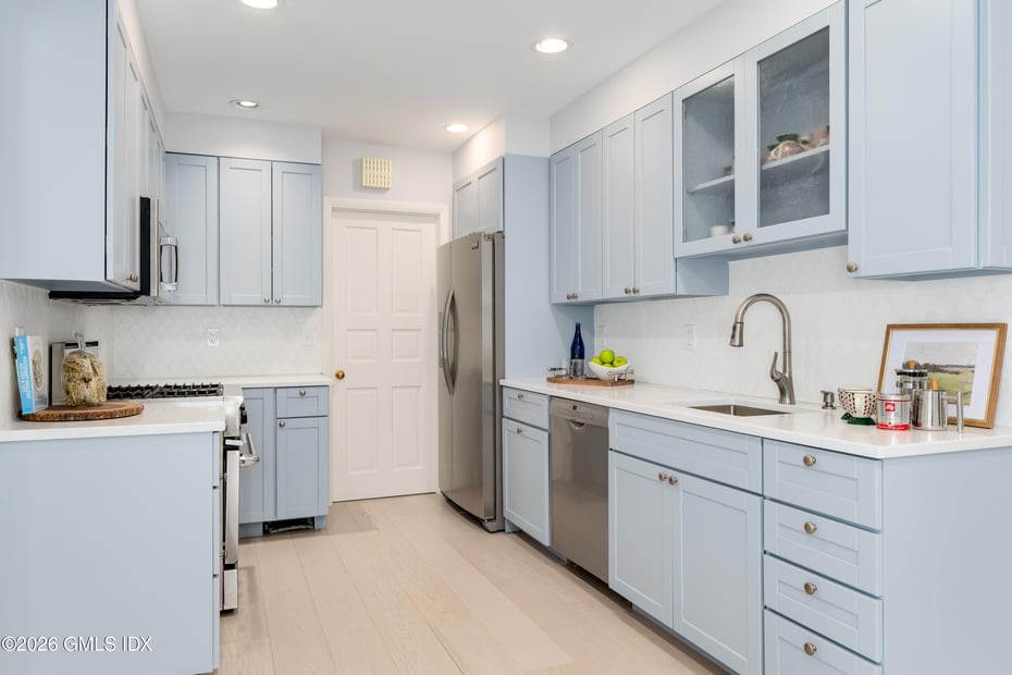 44 & 40 Mayo Avenue Photo 31