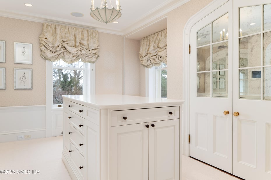 44 & 40 Mayo Avenue Photo 18