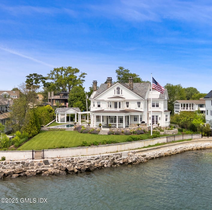 198 Shore Road Photo 1