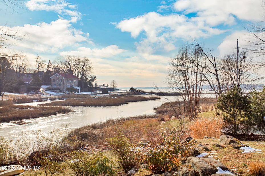 8 Indian Point Lane Photo 8