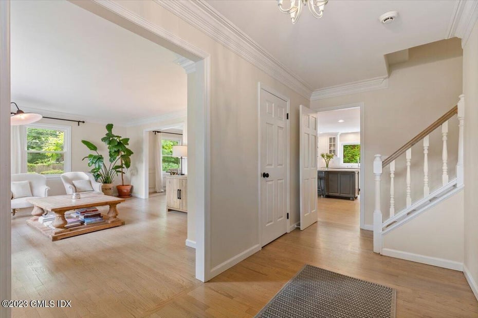 5 Sunshine Avenue Photo 3