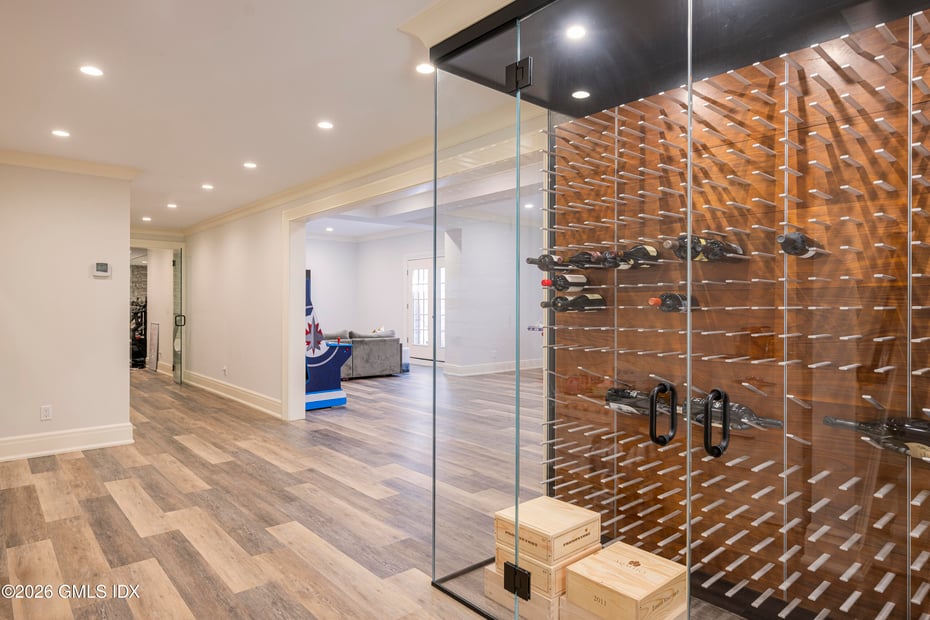 7 Indian Head Road Photo 32