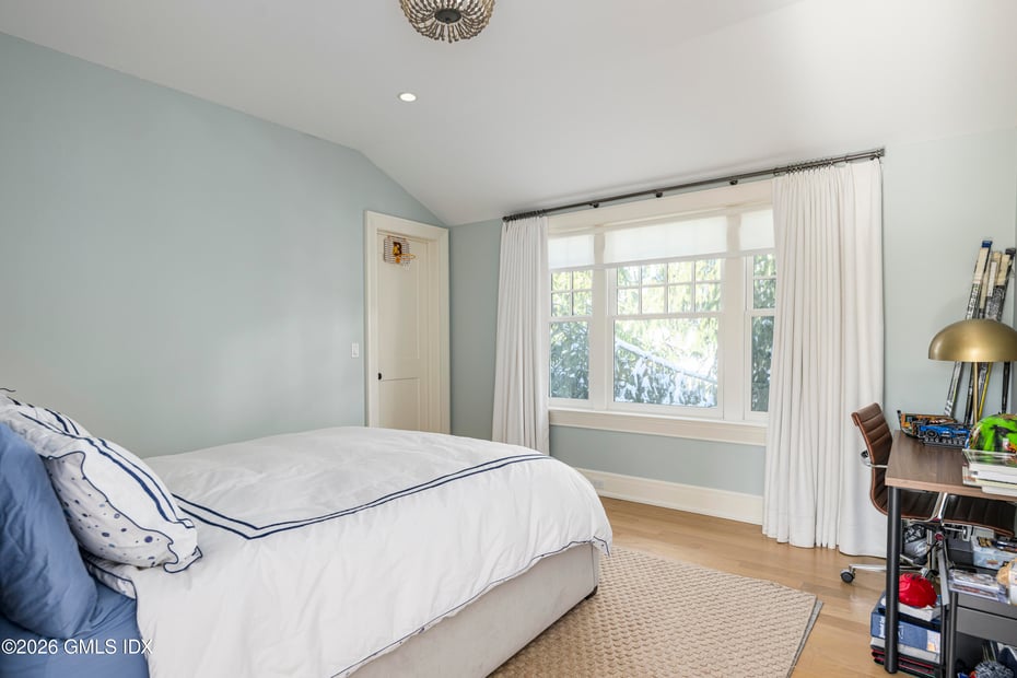 7 Indian Head Road Photo 21