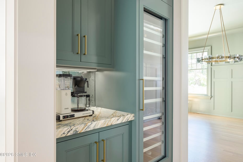 7 Indian Head Road Photo 9