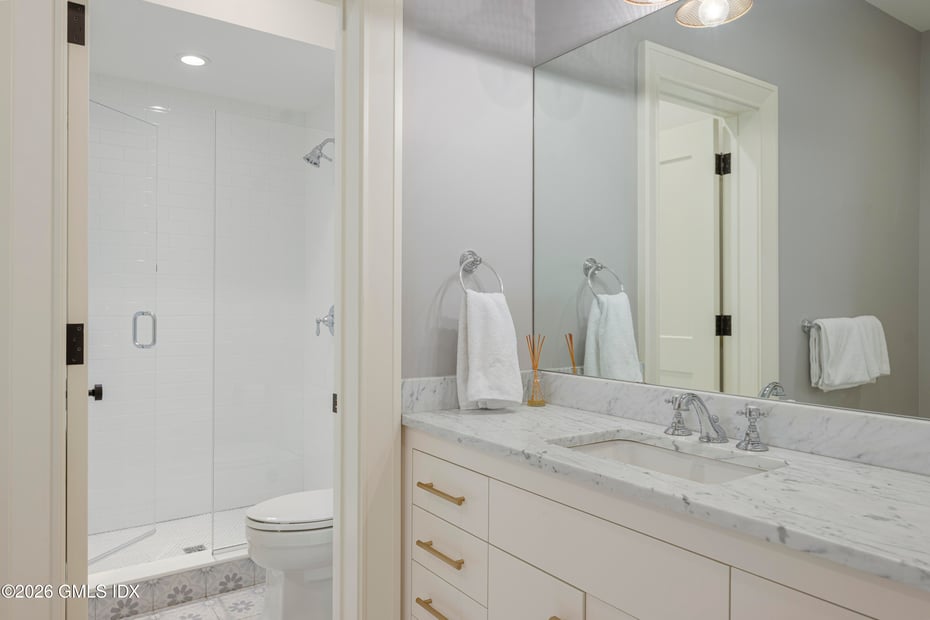 7 Indian Head Road Photo 36