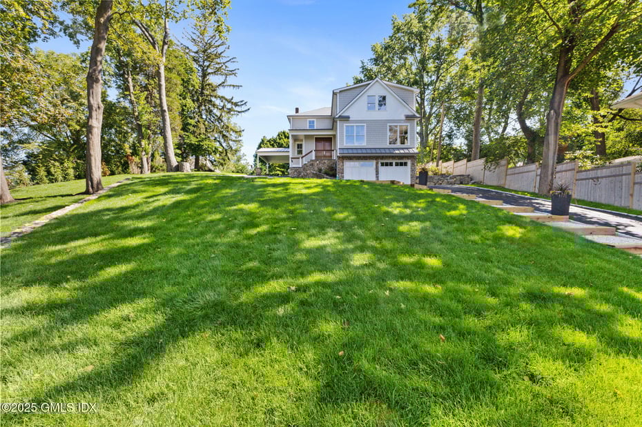 8 Park Avenue Photo 59