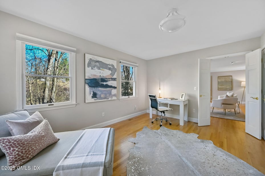 7 Roberta Lane Photo 24