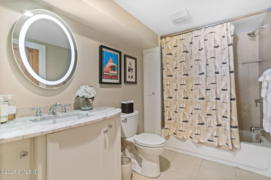 2 Forest Avenue Photo 47