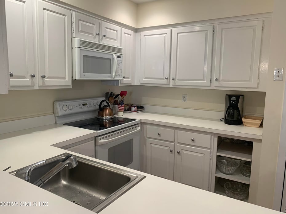 9 River Road 408 Photo 4