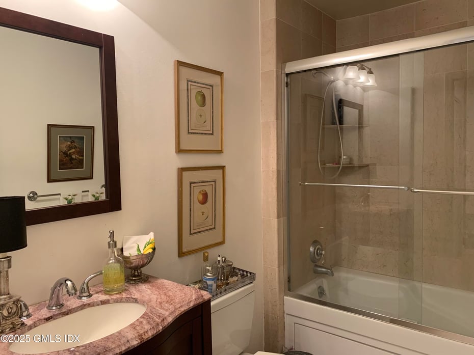 9 River Road 408 Photo 7