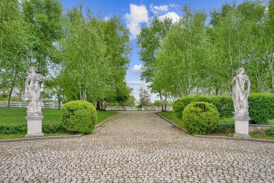 7 John Street Photo 15