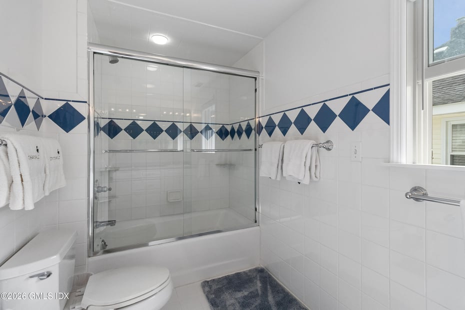 16 Kent Place Photo 22