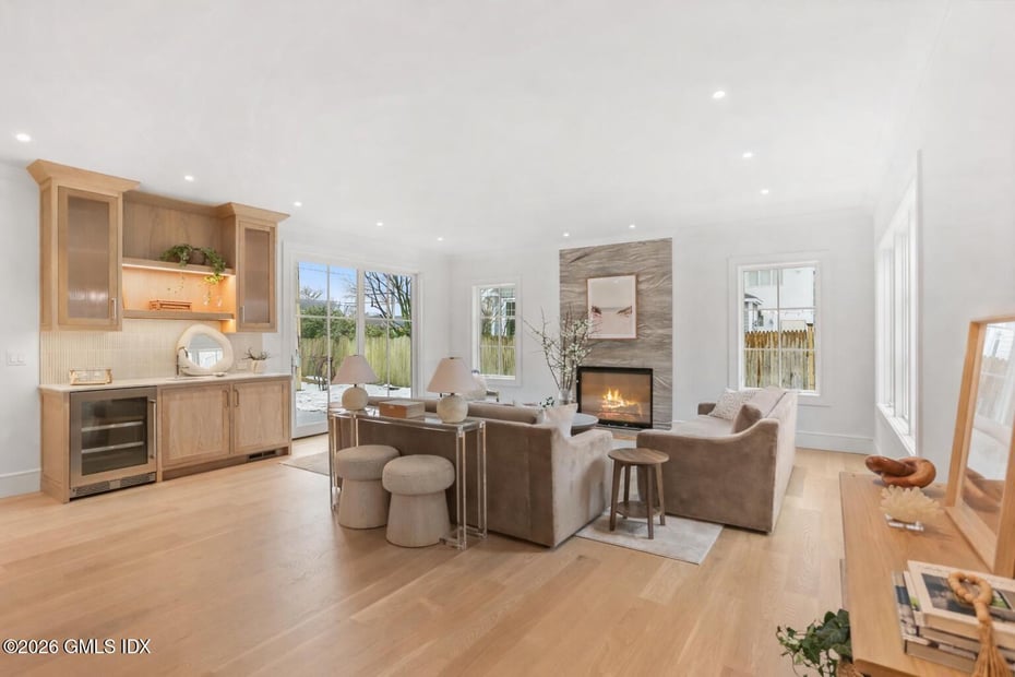 2 Potter Drive Photo 8