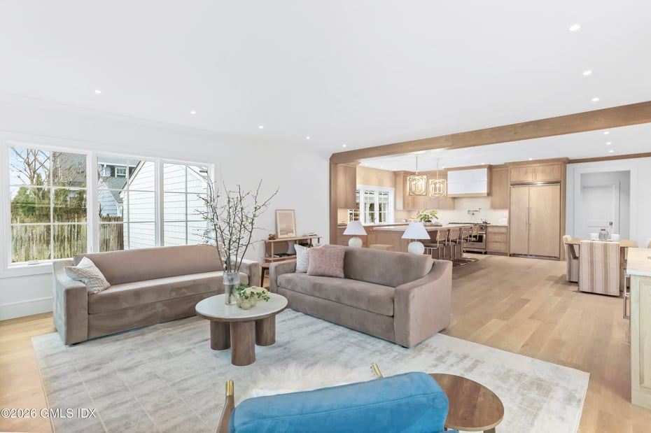 2 Potter Drive Photo 3