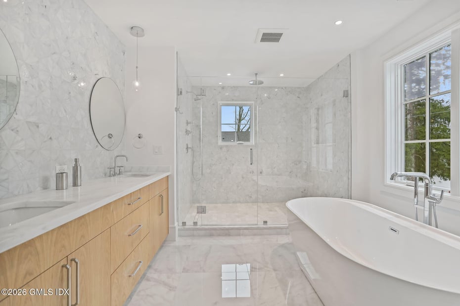 2 Potter Drive Photo 16