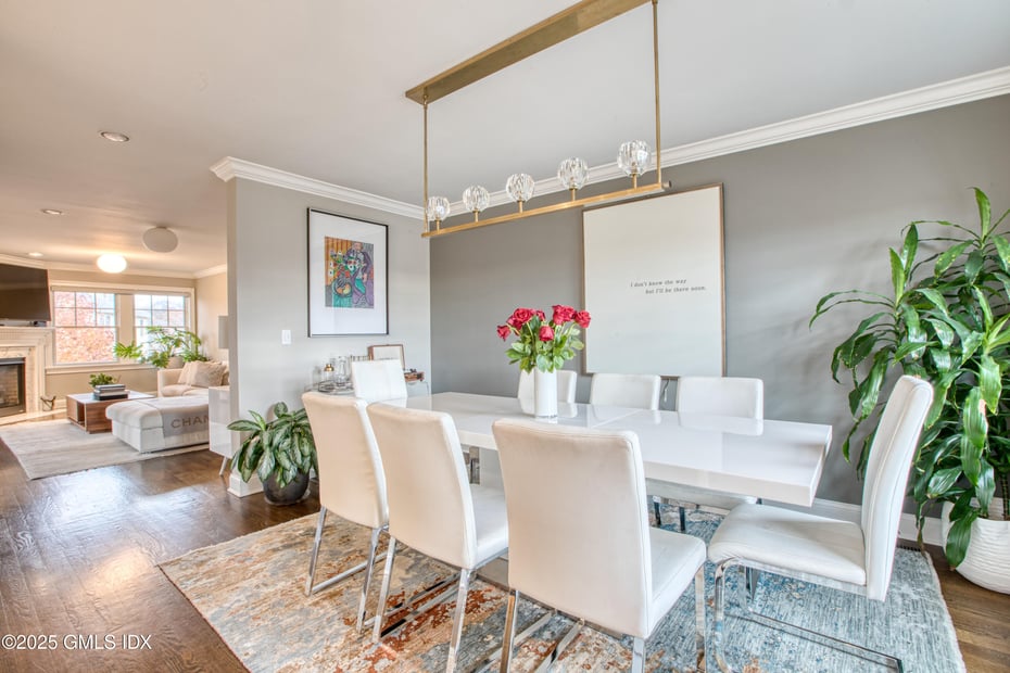 24 Harold Street E Photo 19