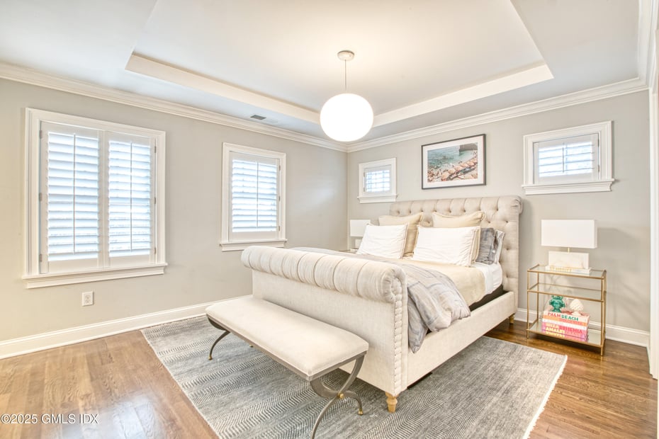 24 Harold Street E Photo 23