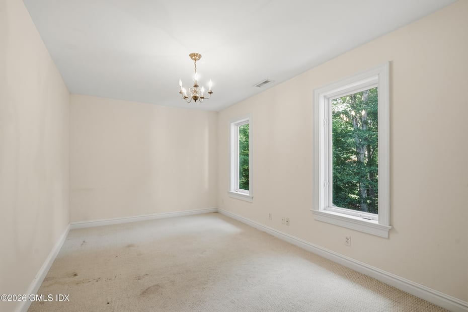 3 Carriage Road Photo 33