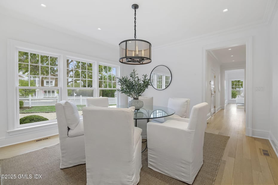 18 Shoal Point Lane Photo 4