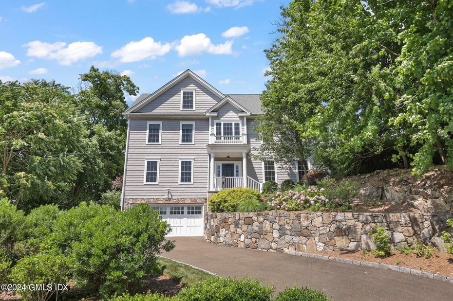 551 River Road Photo 1