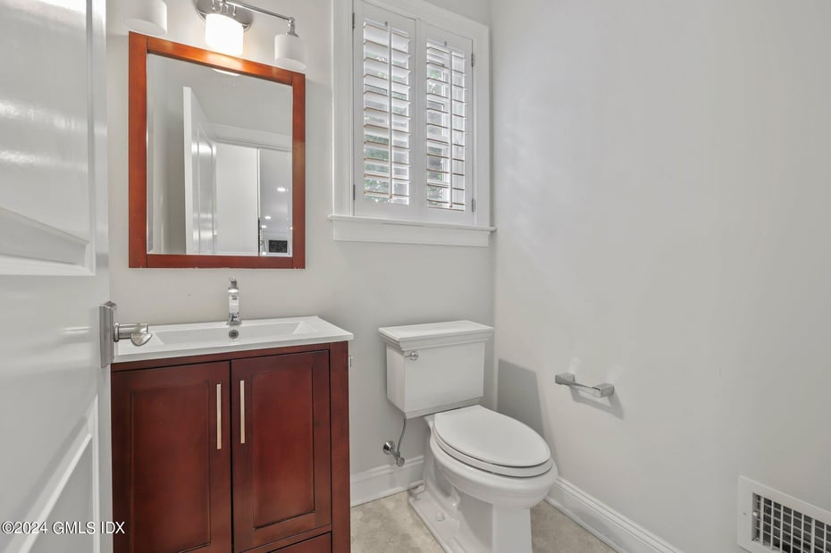 551 River Road Photo 16