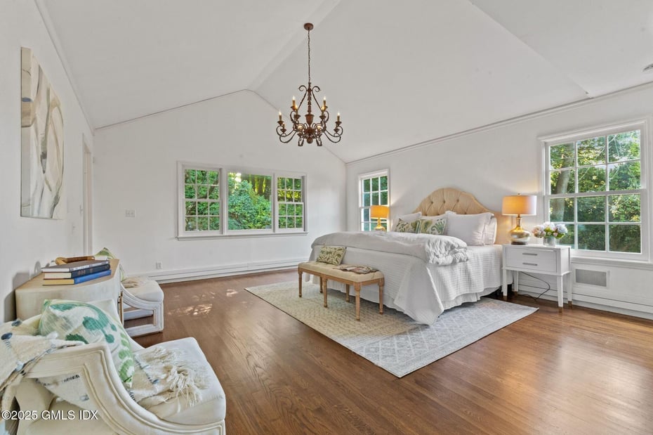 177 Indian Head Road Photo 9