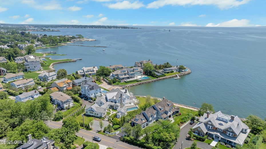 200 Shore Road Photo 10