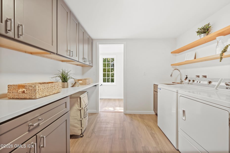 28 Irvine Road Photo 26