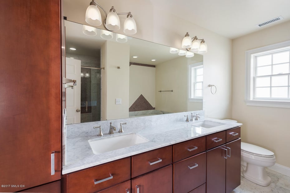 106 Orchard Street Photo 16