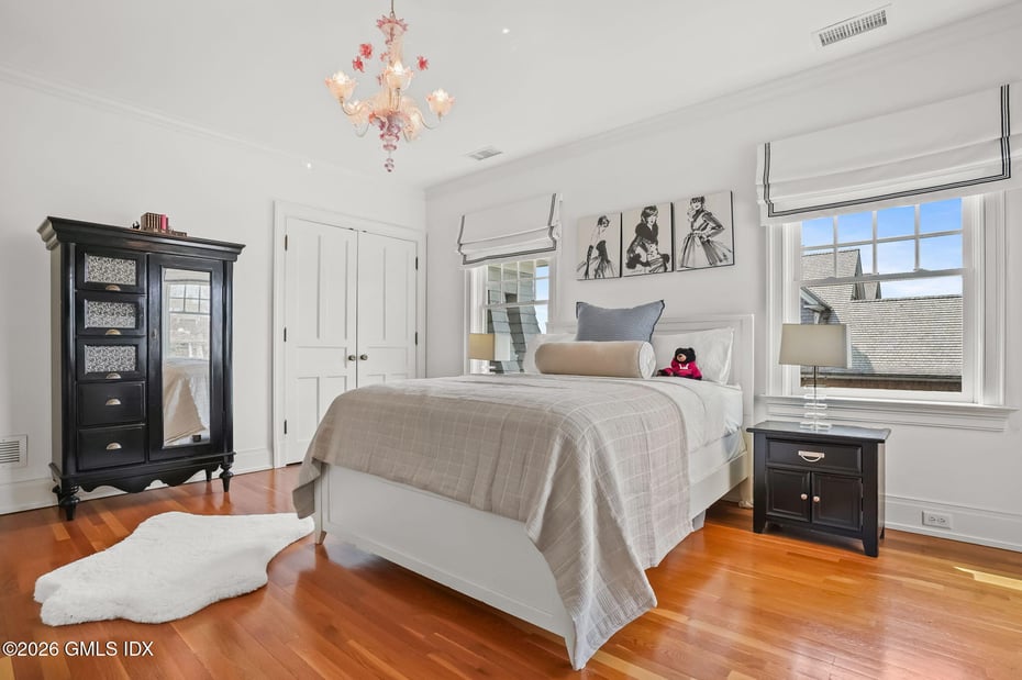 200 Shore Road Photo 18