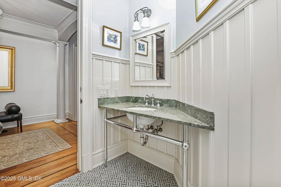 7 Jones Park Drive Photo 18