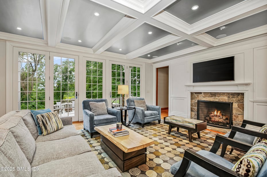 7 Jones Park Drive Photo 12